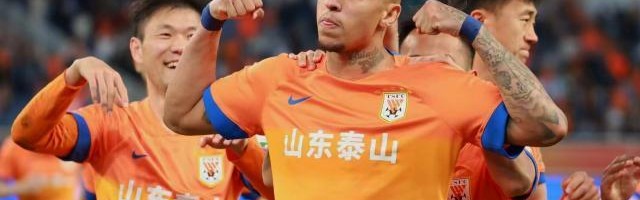 kaiyun-【中超】克雷桑戴帽费南多伤退 泰山3比1南通支云