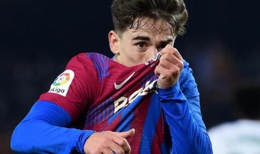 开云体育-还不和加维续约，巴萨到底在拖什么？