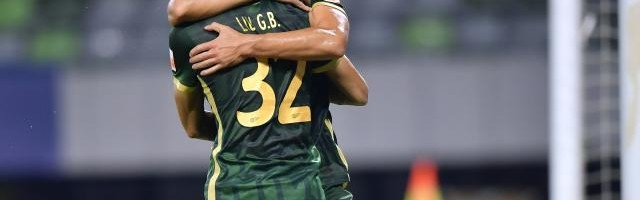 开云-【中超】张玉宁2球杜加利奇扳平 10人梅州2比2国安